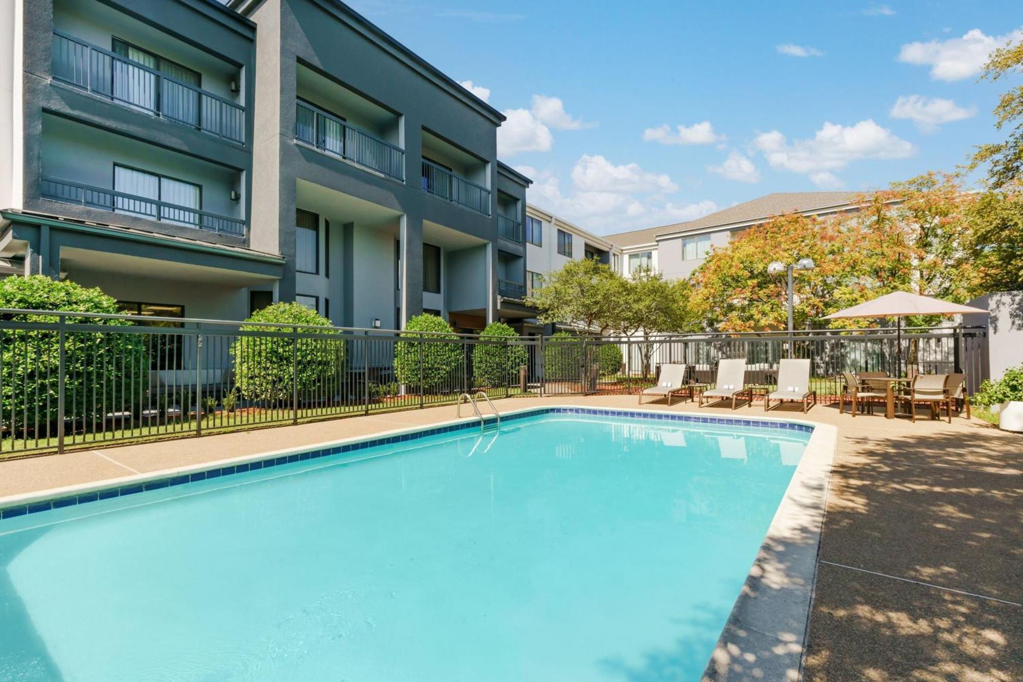 Courtyard By Marriott Dallas Lewisville Kültér fotó